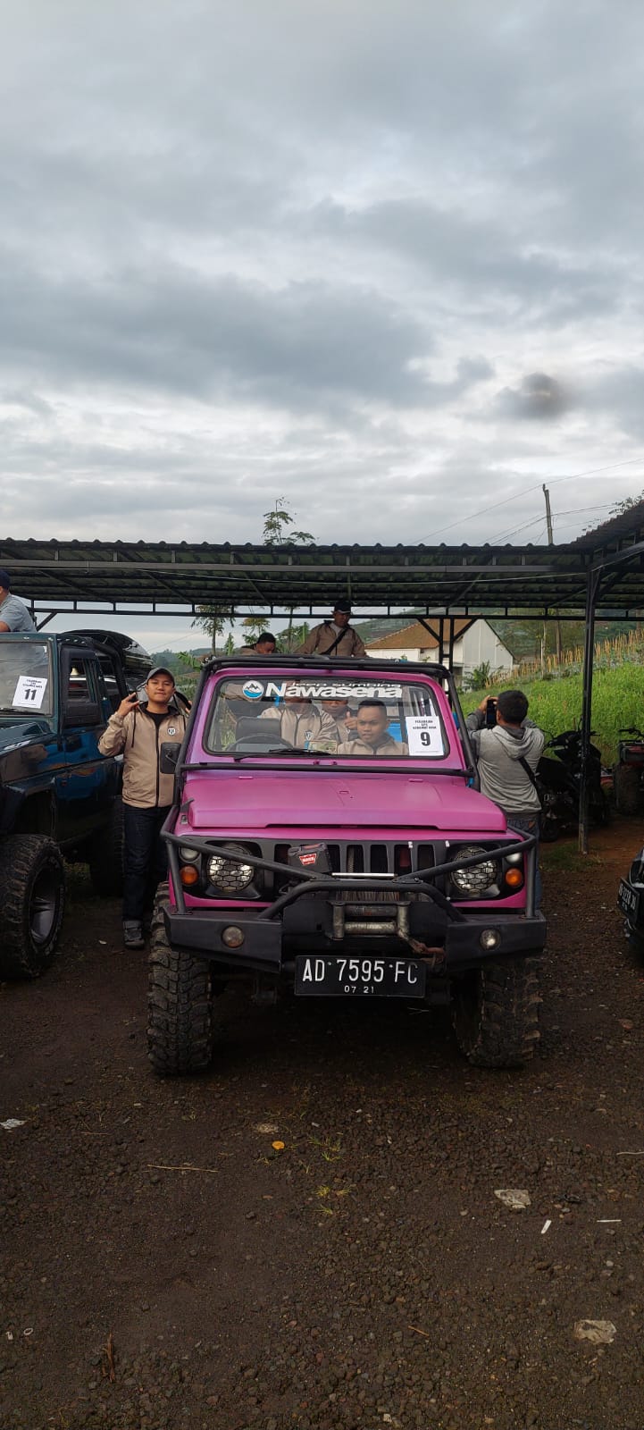 Jeep Nawasena